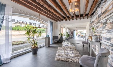 Escale Beauté Institut  : Coiffeur à Chambly