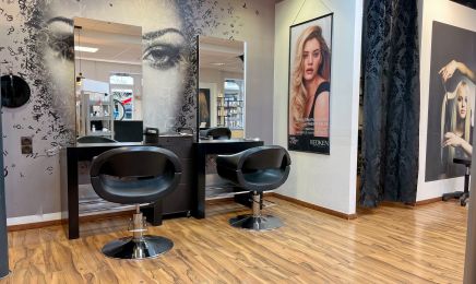 Haaratelier im Jahr100Bau: Friseur in Radolfzell am Bodensee