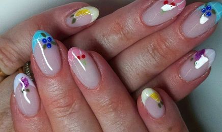 Mini Pink Nails : Institut de beauté à Cherré-Au