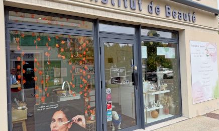 Le Rêve De Beauté - Spécialisées en Ongle - Head Spa et Massages : Institut de beauté à Saint-Germain-au-Mont-d'Or