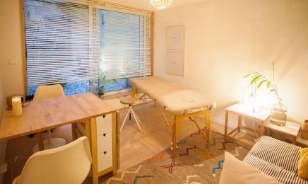 Houda RIAHI - Praticienne de Medecine Traditionnelle Chinoise : Institut de beauté à Bordeaux