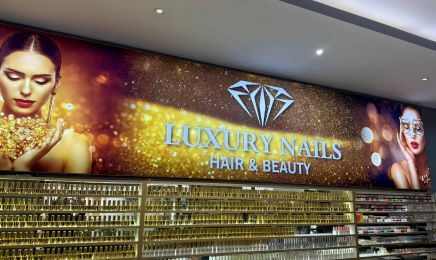 Luxury Nails & Beauty: Nagelstudio in Coburg
