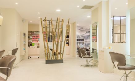 Jade morgan  : Coiffeur à Talant