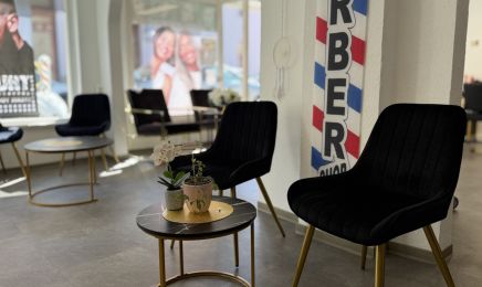 YasYous Haarstudio: Friseur in Wiesbaden