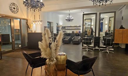 Hair room: Kosmetikstudio in Markt Schwaben
