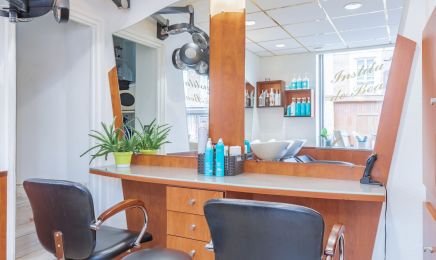 LIBERTÉ Coiffure & Esthétique  : Coiffeur à Le Neubourg