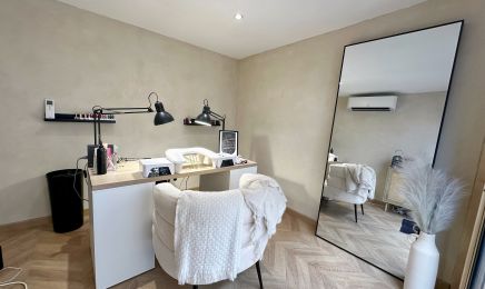 AM STUDIO : Manucure à Chassieu