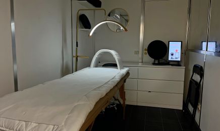 Melaskinxcare - Skin thérapeute & Esthéticienne experte peaux noires  : Institut de beauté à Villejuif
