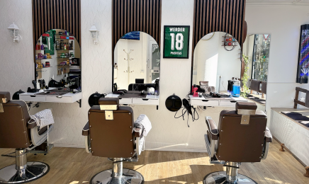F & A Friseursalon: Friseur in Bremen