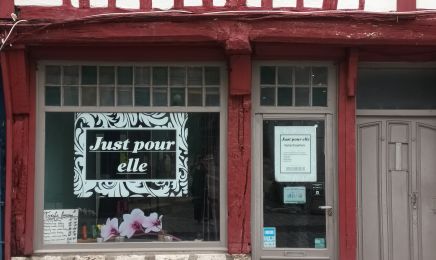 JUST POUR ELLE : Coiffeur à Louviers