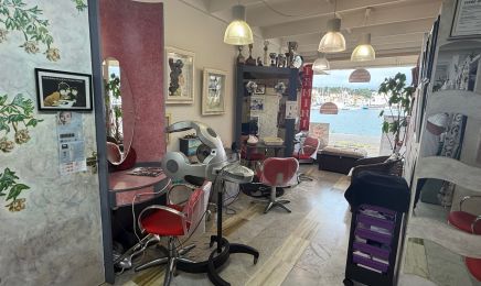 Mlg coiffure - Marie Laure - Championne de France  : Coiffeur à Gruissan