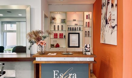Friseur Eslara Hairstyling & Cosmetics: Kosmetikstudio in Heilbronn