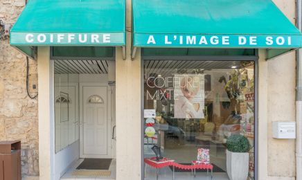 À l'image de soi : Coiffeur à Le Bugue