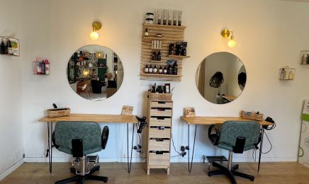 Le petit salon maison coiffure : Coiffeur à Faucon