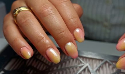 LA PETITE FRENCH : Manucure à La Talaudière