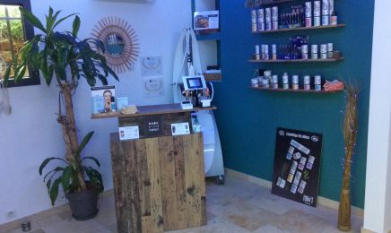 L’atelier du bien être  : Manucure à Ollioules
