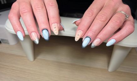 T’Nails : Manucure à Fleurines