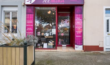 Féemina : Manucure à Changé