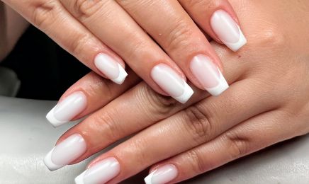 LEYOVA BEAUTÉ : Manucure à Brignoles