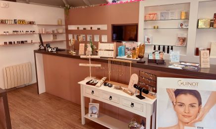 Centre opale beauté : Institut de beauté à Rang-du-Fliers