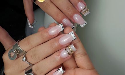 HINA BEAUTY : Manucure à Montpellier