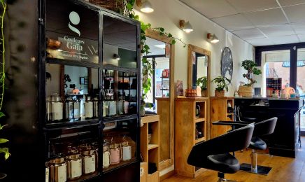 Nes Hair Artist : Coiffeur à Valras-Plage