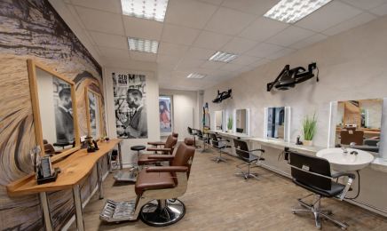 Haarstudio Britta Lange : Friseur in Elze