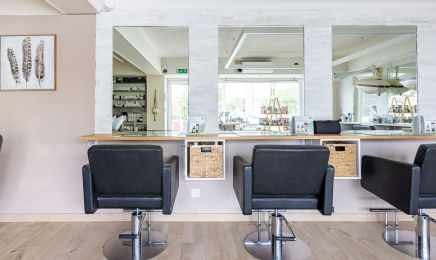 Les p’tites mains d’argent : Barbier à Artigues-près-Bordeaux