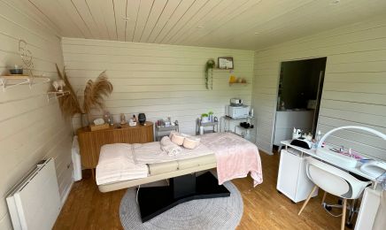Beauty house by JL  : Manucure à Walcourt