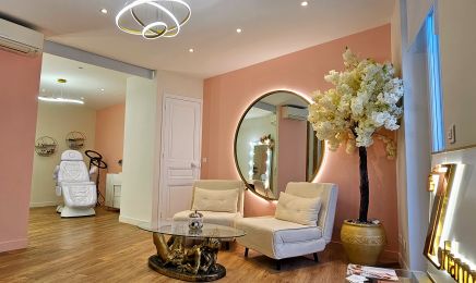 Zhanna l'art russe : Institut de beauté à Cannes