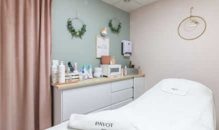  Le Cocon de Marine : Institut de beauté à Léguevin