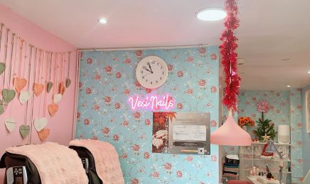 Vesi Nails : Manucure à Le Vésinet