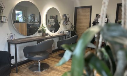Friseur Madeleine: Kosmetikstudio in Hösbach