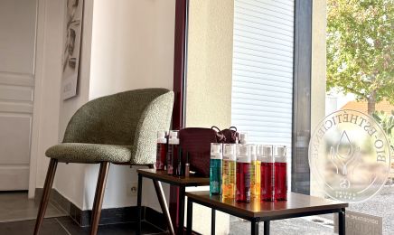 Yvalice | Salon de Beauté  : Manucure à Remouillé