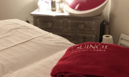 Secrets de Beauté : Manucure à Trélazé