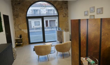 Mela Cassuto : Manucure à Le Puy-Sainte-Réparade