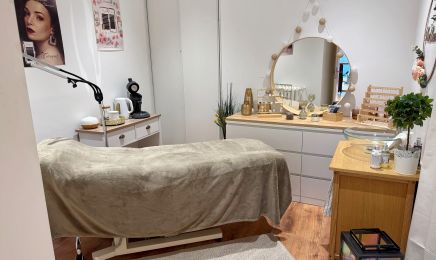 Pose douceurs chez Mylaa Evans : Institut de beauté à Clermont-Ferrand