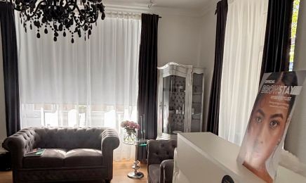 Anastasiia Eyelashes: Kosmetikstudio in Lörrach