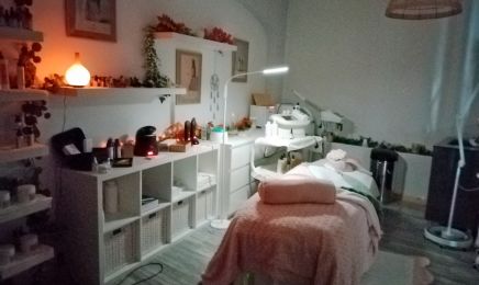 Douce Élégance Institut de Beauté : Institut de beauté à L'Argentière-la-Bessée