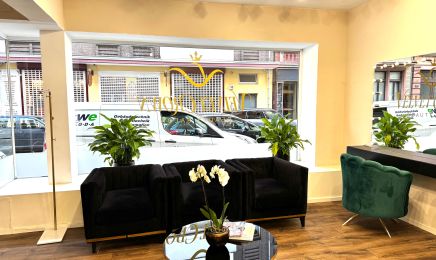 Velvet Crown: Kosmetikstudio in Wiesbaden