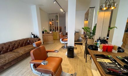 Cut by June  : Coiffeur à Colmar