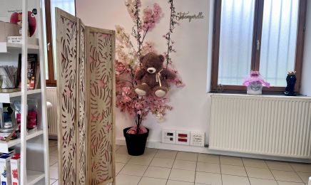 Intemporelle by Brenda  : Coiffeur à Charmes