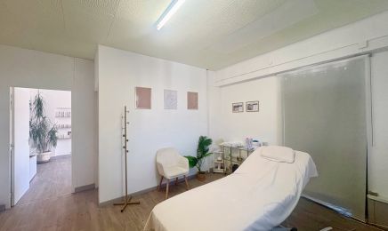 La beauté par Flora  : Manucure à Belvèze-du-Razès
