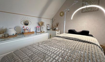 Maison Chloé : Manucure à Terres de Bord