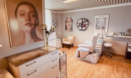 Kosmetikstudio Sabine Röder: Kosmetikstudio in Vechta