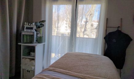 Aux Petits Soins d'Alex : Manucure à Frontignan