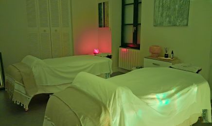 Studio de Massage OM : Institut de beauté à Châteauroux