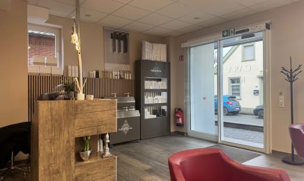 C.A.S.A Hair By Siemkes Wesel: Kosmetikstudio in Wesel