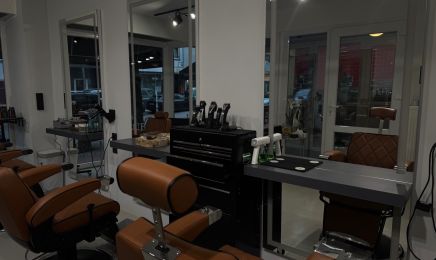 Arthurs Hair Club: Kosmetikstudio in Essen