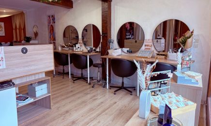 Privilège  : Coiffeur à La Ferté-Saint-Aubin